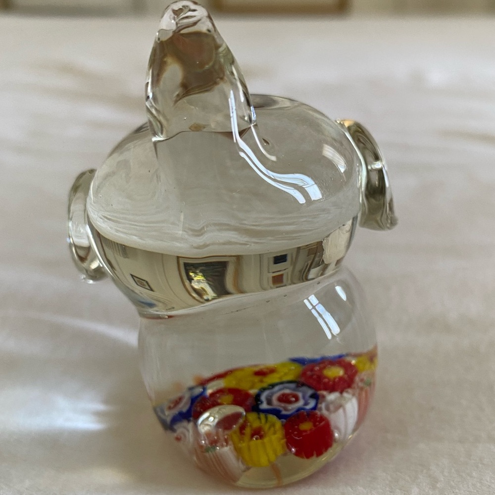 Hand Blown Art Glass Elephant Figurine with Millefiori Base, unsigned. - Picture 3 of 8